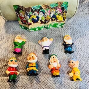 Vintage Disney Snow White and the Seven Dwarves Dwarfs Vinyl Full Figurine Set